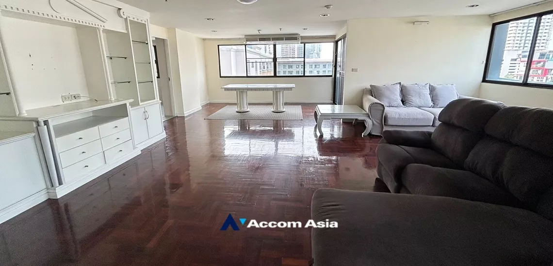 unit 2 Bedrooms  Apartment For Rent in Sukhumvit, Bangkok  near BTS Phrom Phong (AA34907)
