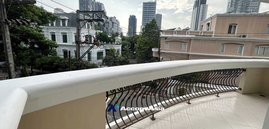 19  2 br Apartment for rent and sale in Sukhumvit ,Bangkok BTS Ekkamai at Classy Residence AA34908