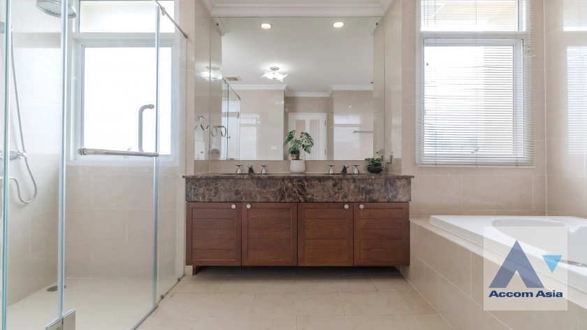 18  3 br Condominium for rent and sale in Sukhumvit ,Bangkok BTS Phrom Phong at Cadogan Private Residence AA34913