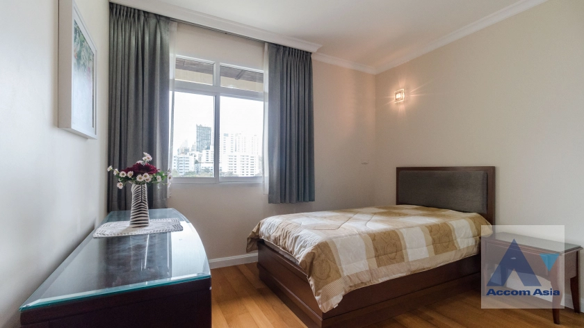 26  3 br Condominium for rent and sale in Sukhumvit ,Bangkok BTS Phrom Phong at Cadogan Private Residence AA34913