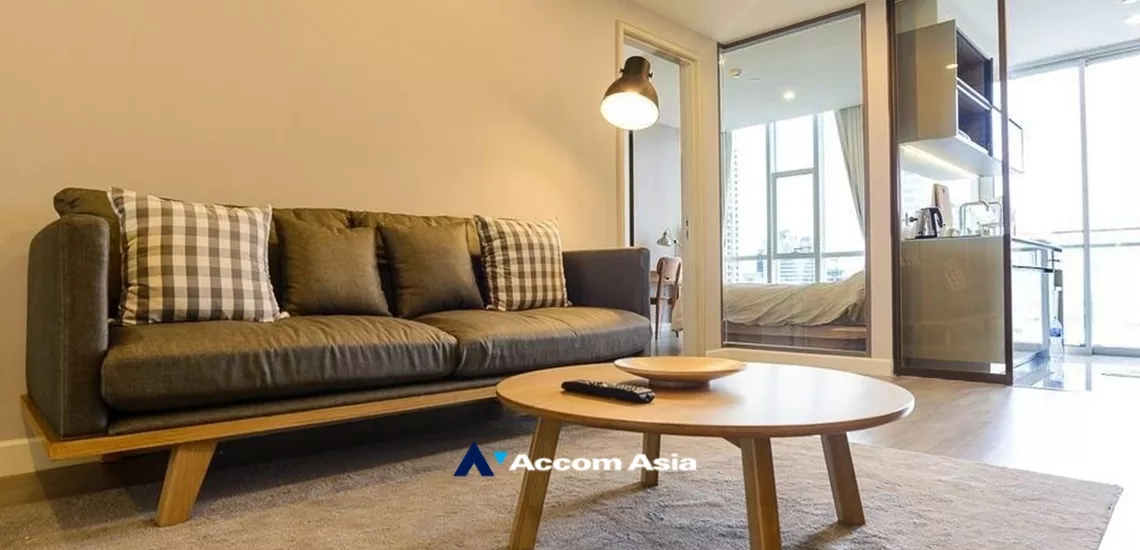 The Room Sathorn Pan Road Condominium  1 Bedroom for Sale & Rent BTS Surasak in Silom Bangkok