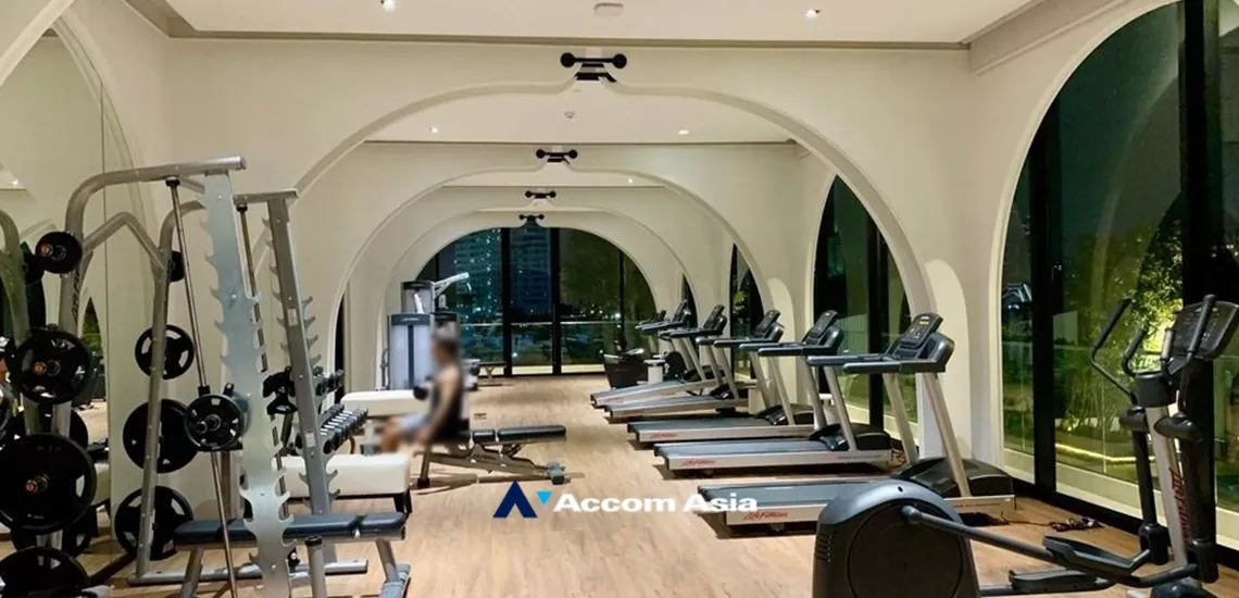 unitChapter Charoennakhon  Riverside