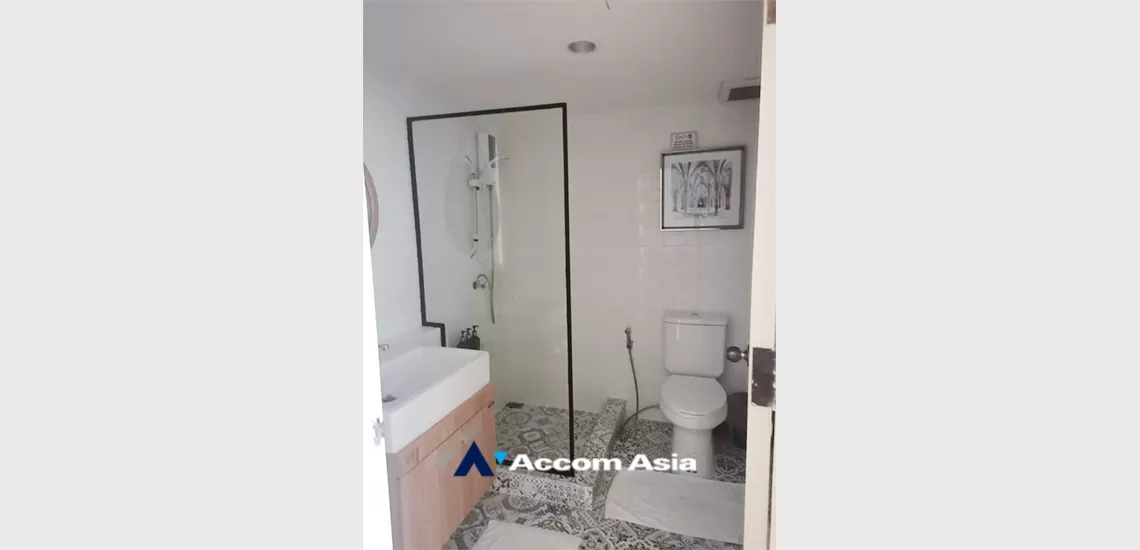 unitlebua at State Tower