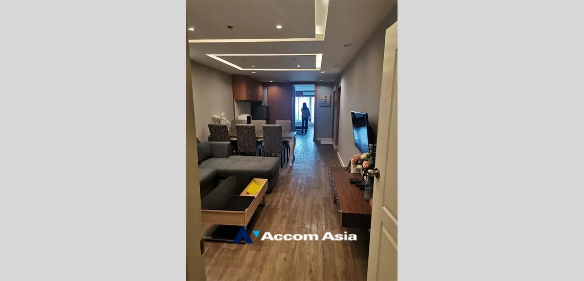 Nusa State Tower Condominium  1 Bedroom for Sale BTS Surasak in Silom Bangkok