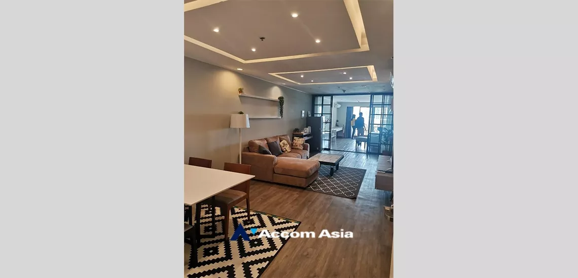 lebua at State Tower Condominium  1 Bedroom for Sale BTS Surasak in Silom Bangkok