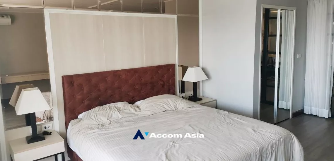 unitlebua at State Tower