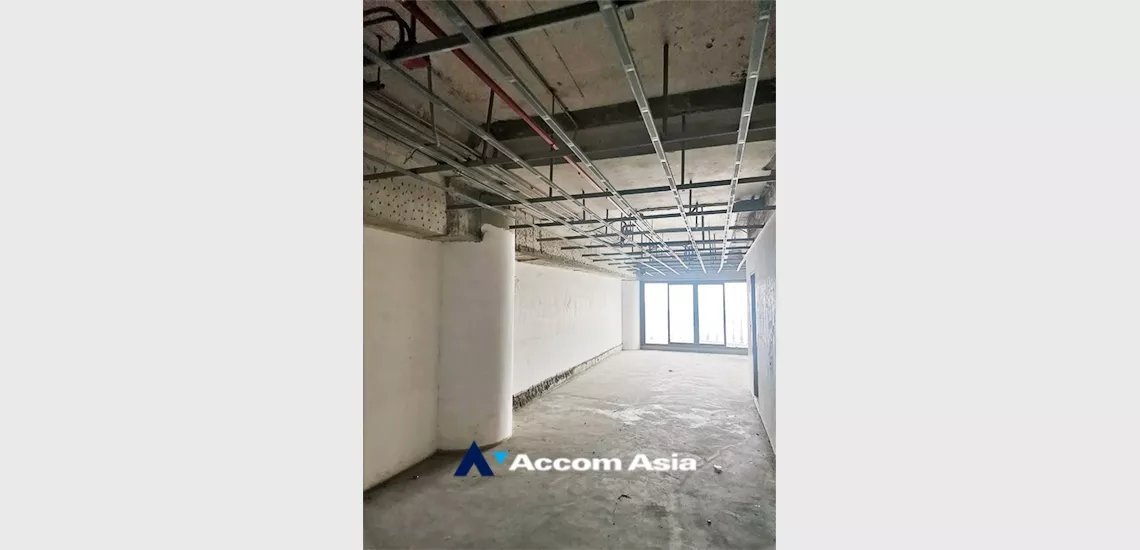 Nusa State Tower Condominium  for Sale BTS Surasak in Silom Bangkok