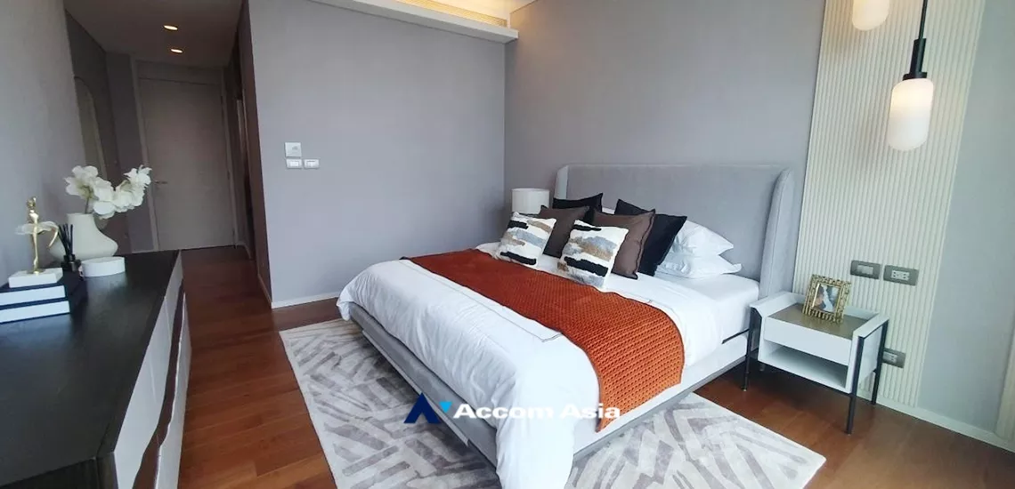 13  2 br Condominium For Sale in Ploenchit ,Bangkok BTS Chitlom at The Residences at Sindhorn Kempinski Hotel Bangkok AA34957