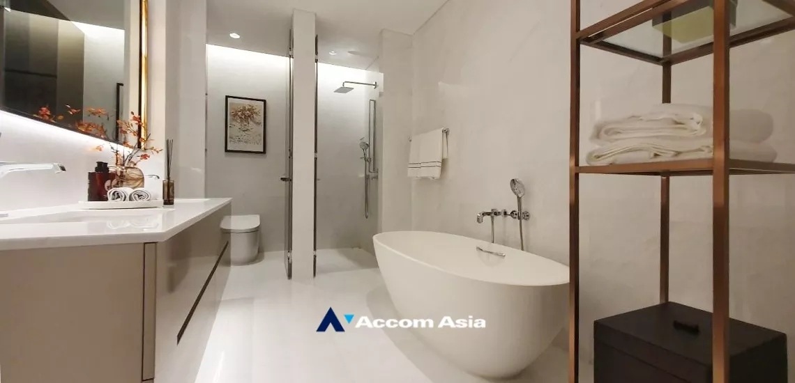 21  2 br Condominium For Sale in Ploenchit ,Bangkok BTS Chitlom at The Residences at Sindhorn Kempinski Hotel Bangkok AA34957