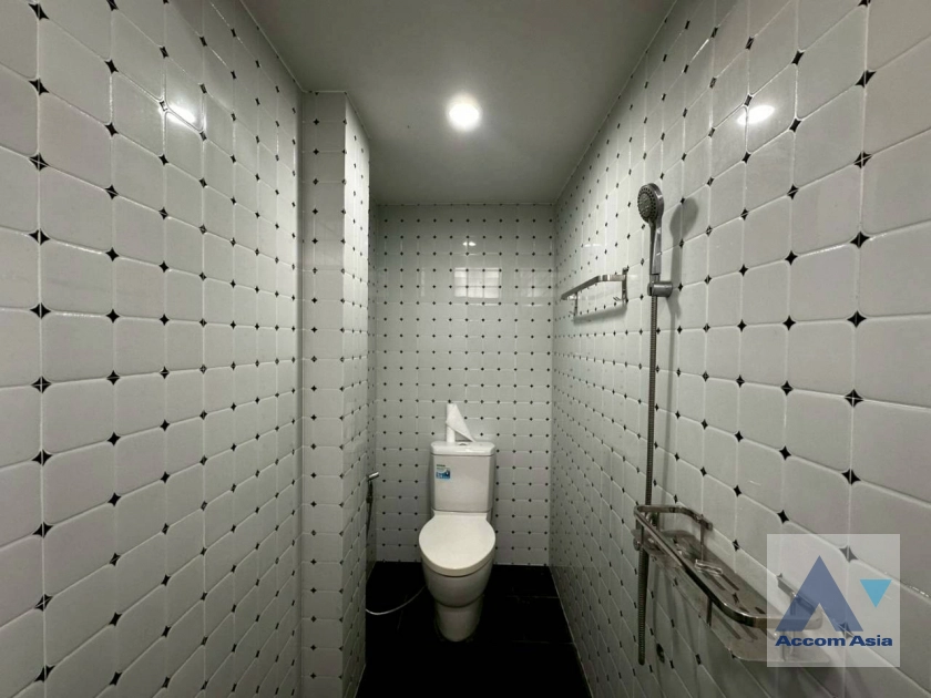 50  4 br House For Rent in Sukhumvit ,Bangkok BTS Thong Lo at Thonglor House Compound AA34962