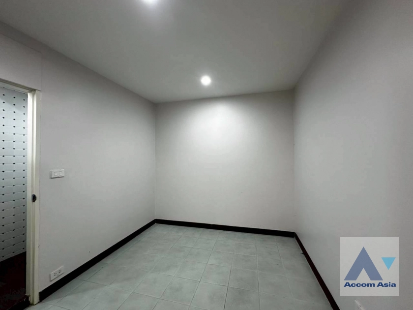 53  4 br House For Rent in Sukhumvit ,Bangkok BTS Thong Lo at Thonglor House Compound AA34962