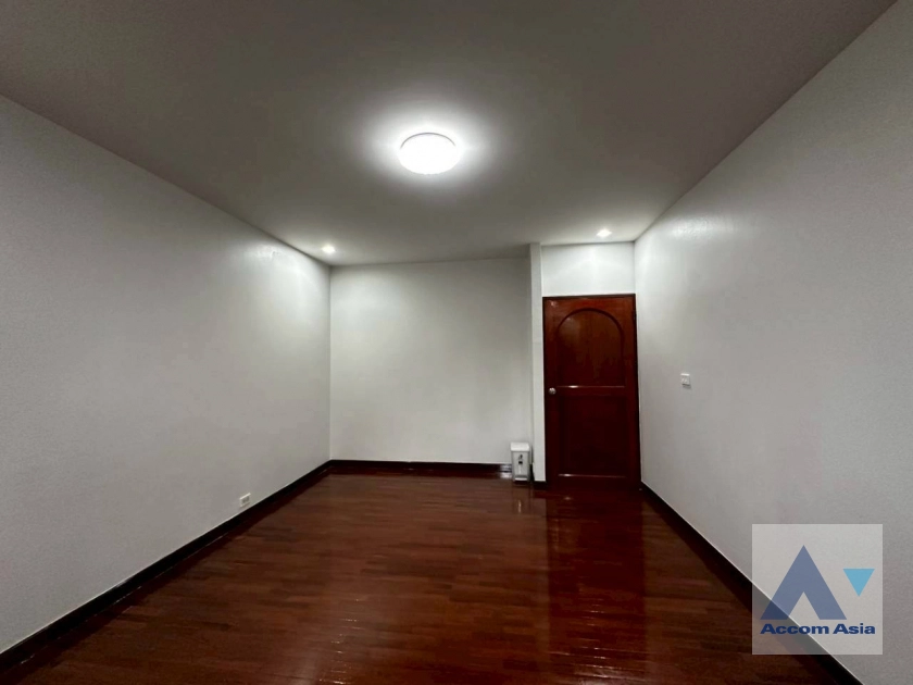 29  4 br House For Rent in Sukhumvit ,Bangkok BTS Thong Lo at Thonglor House Compound AA34962