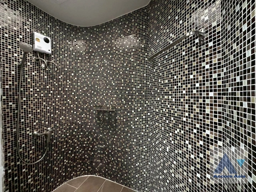 45  4 br House For Rent in Sukhumvit ,Bangkok BTS Thong Lo at Thonglor House Compound AA34962