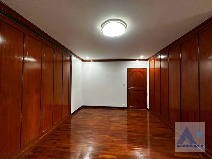 35  4 br House For Rent in Sukhumvit ,Bangkok BTS Thong Lo at Thonglor House Compound AA34962