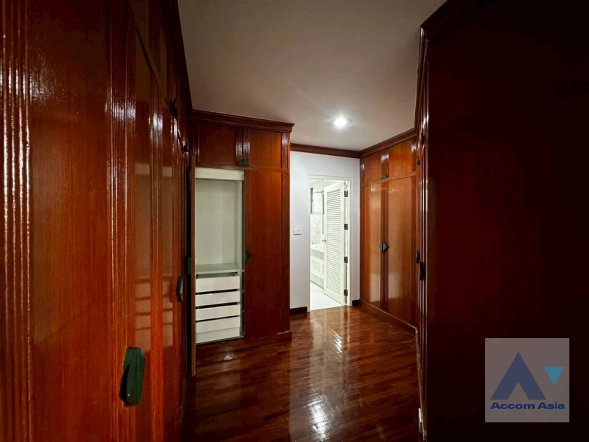 33  4 br House For Rent in Sukhumvit ,Bangkok BTS Thong Lo at Thonglor House Compound AA34962
