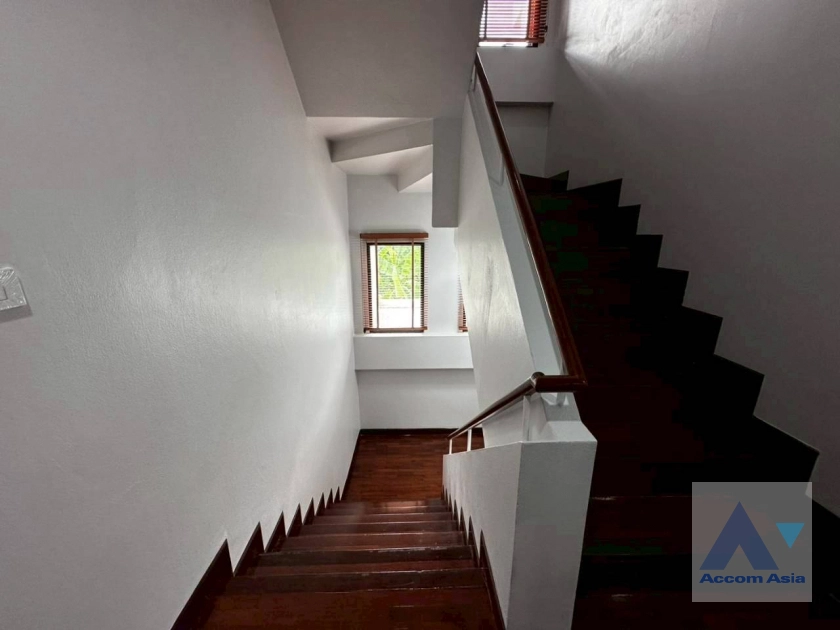 13  4 br House For Rent in Sukhumvit ,Bangkok BTS Thong Lo at Thonglor House Compound AA34962