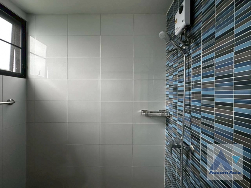 51  4 br House For Rent in Sukhumvit ,Bangkok BTS Thong Lo at Thonglor House Compound AA34962