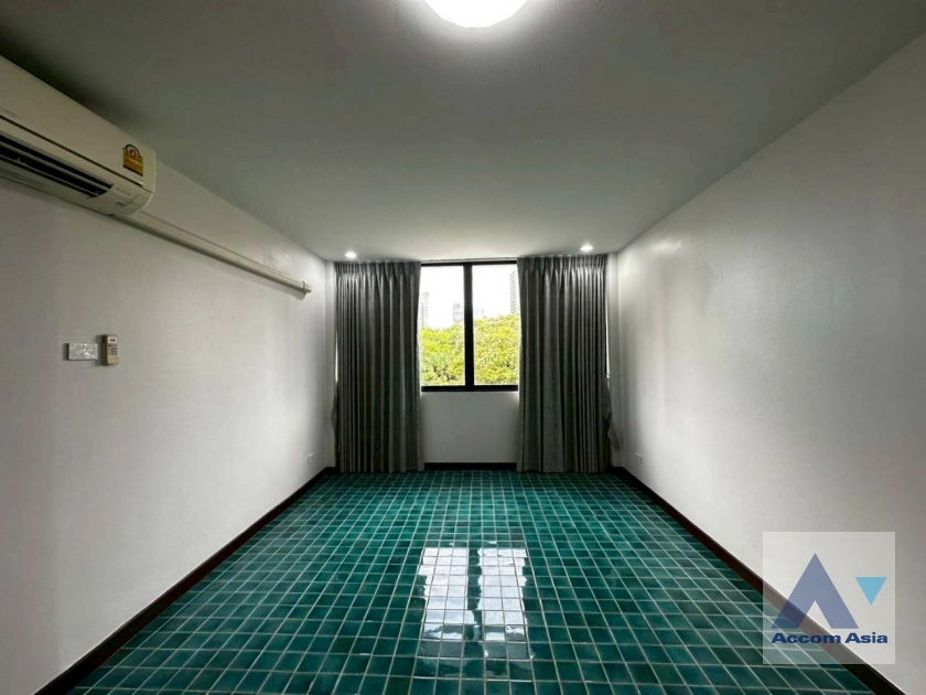 38  4 br House For Rent in Sukhumvit ,Bangkok BTS Thong Lo at Thonglor House Compound AA34962