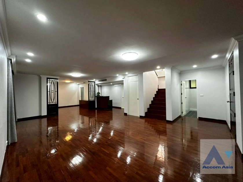  1  4 br House For Rent in Sukhumvit ,Bangkok BTS Thong Lo at Thonglor House Compound AA34962