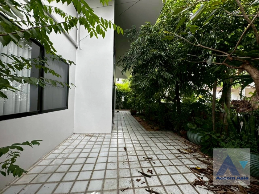 59  4 br House For Rent in Sukhumvit ,Bangkok BTS Thong Lo at Thonglor House Compound AA34962