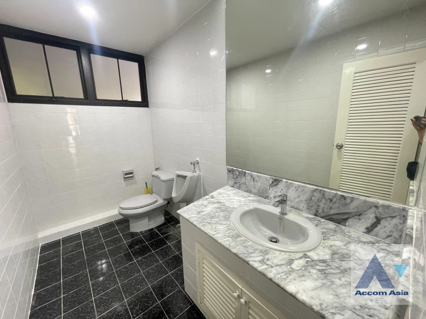 41  4 br House For Rent in Sukhumvit ,Bangkok BTS Thong Lo at Thonglor House Compound AA34962