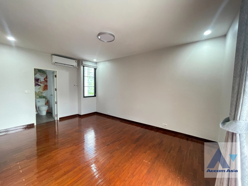 28  4 br House For Rent in Sukhumvit ,Bangkok BTS Thong Lo at Thonglor House Compound AA34962