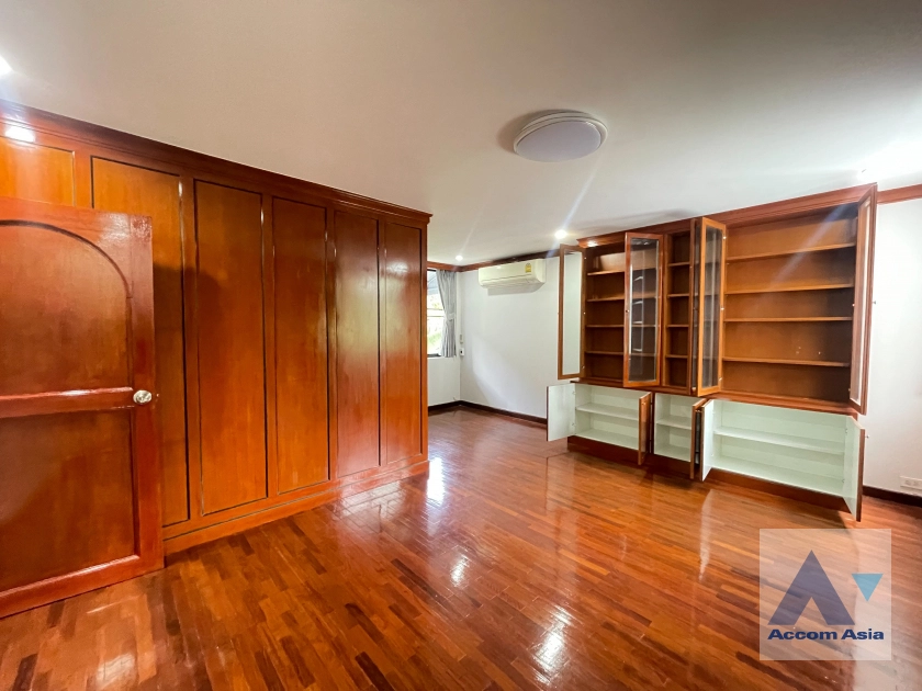 21  4 br House For Rent in Sukhumvit ,Bangkok BTS Thong Lo at Thonglor House Compound AA34962