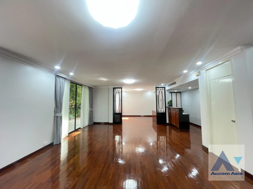 4  4 br House For Rent in Sukhumvit ,Bangkok BTS Thong Lo at Thonglor House Compound AA34962