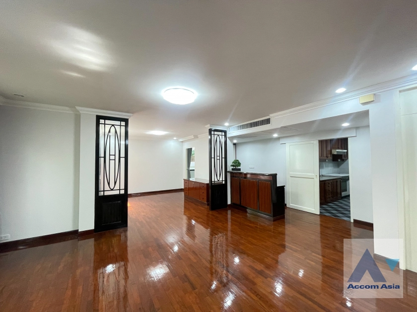 6  4 br House For Rent in Sukhumvit ,Bangkok BTS Thong Lo at Thonglor House Compound AA34962