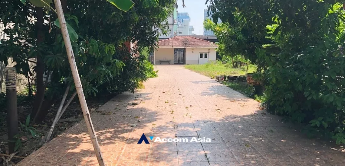 6  5 br House For Rent in Bang Na ,Bangkok BTS Udomsuk AA34963