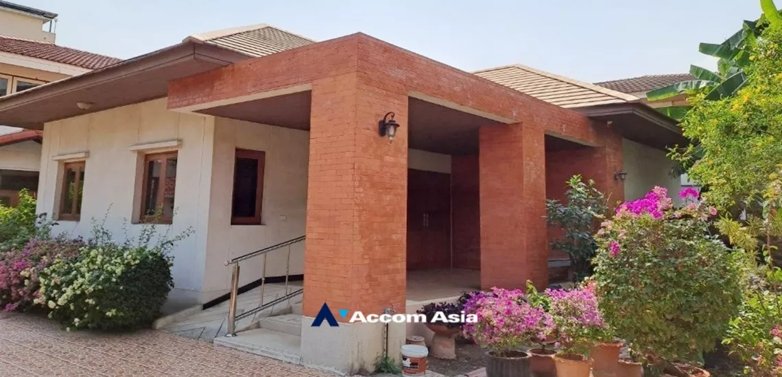 unitHome Office |  5 Bedrooms  House For Rent in Bang Na, Bangkok  near BTS Udomsuk (AA34963)