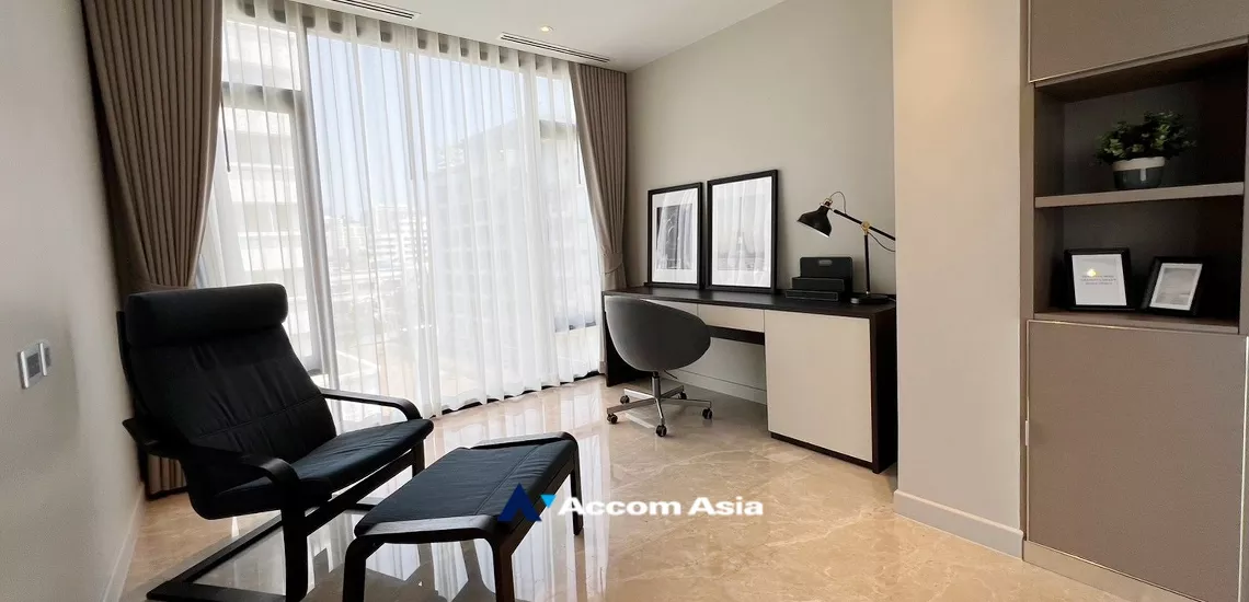 Corner Unit |  2 Bedrooms  Condominium For Rent in Sukhumvit, Bangkok  near BTS Thong Lo (AA34970)