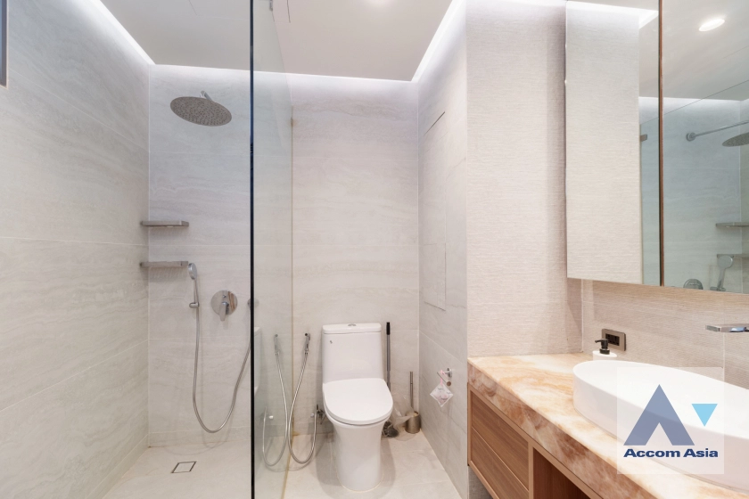 15  4 br Condominium for rent and sale in Sukhumvit ,Bangkok BTS Ekkamai at Phatssana Gardens AA34974