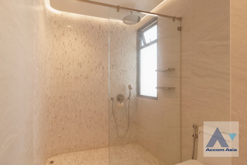 20  4 br Condominium for rent and sale in Sukhumvit ,Bangkok BTS Ekkamai at Phatssana Gardens AA34974