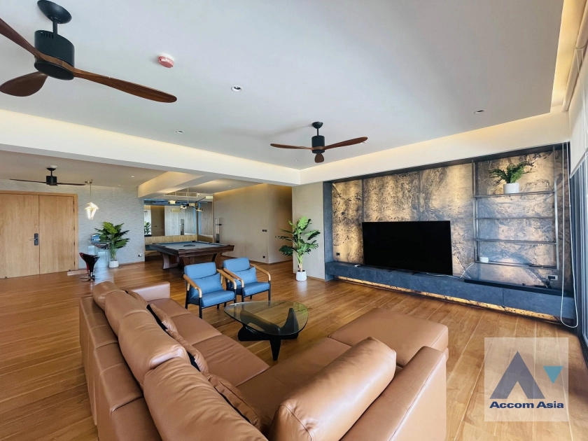 Pet friendly | Phatssana Gardens Condominium  4 Bedroom for Sale & Rent BTS Ekkamai in Sukhumvit Bangkok