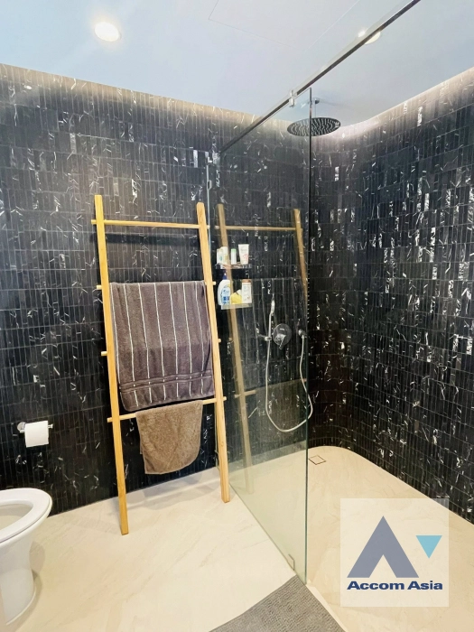 28  4 br Condominium for rent and sale in Sukhumvit ,Bangkok BTS Ekkamai at Phatssana Gardens AA34974