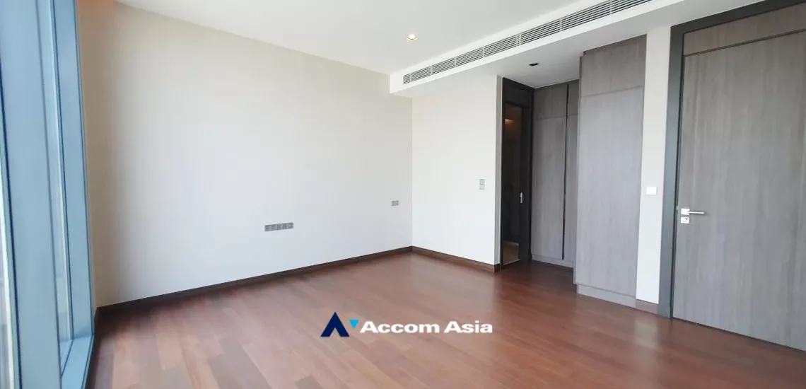 19  3 br Condominium For Sale in Sukhumvit ,Bangkok BTS Nana at Q1 Sukhumvit AA34975