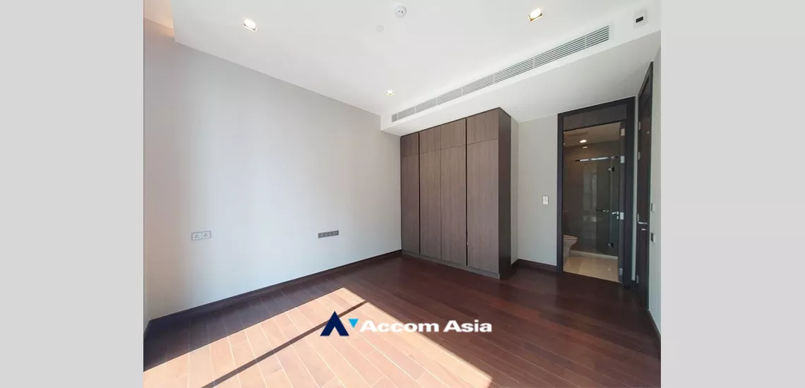 17  3 br Condominium For Sale in Sukhumvit ,Bangkok BTS Nana at Q One Sukhumvit AA34976