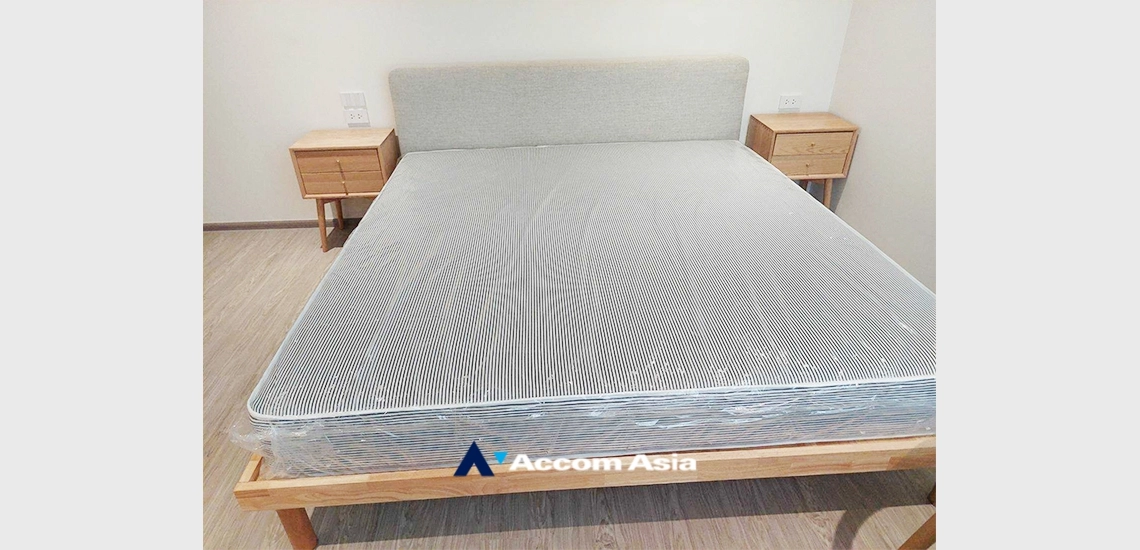 6  3 br Apartment For Rent in Sathorn ,Bangkok BTS Sala Daeng - MRT Lumphini at Children Dreaming Place - Garden AA34978