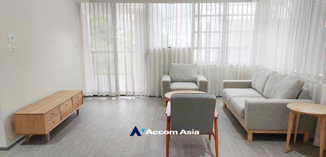  Children Dreaming Place - Garden Apartment  3 Bedroom for Rent MRT Lumphini in Sathorn Bangkok
