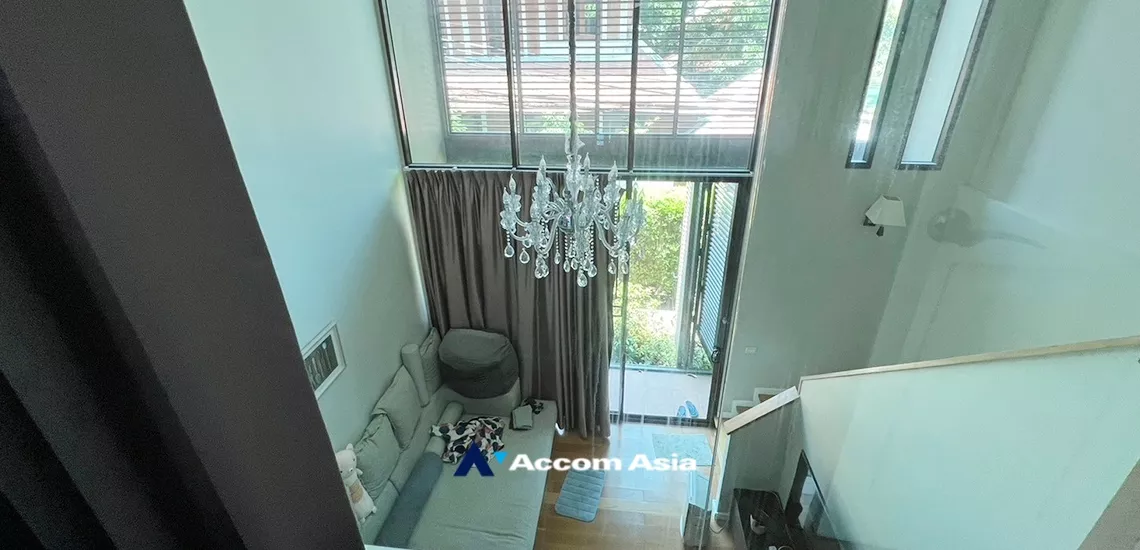unit 1 Bedroom  Condominium For Sale in Sukhumvit, Bangkok  near BTS Phrom Phong (AA34983)