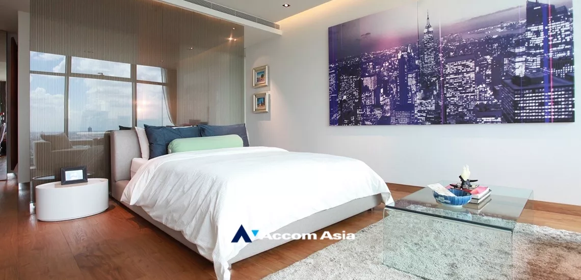8  3 br Condominium For Sale in Ploenchit ,Bangkok BTS Ratchadamri at The St. Regis Bangkok (Residences) AA34990