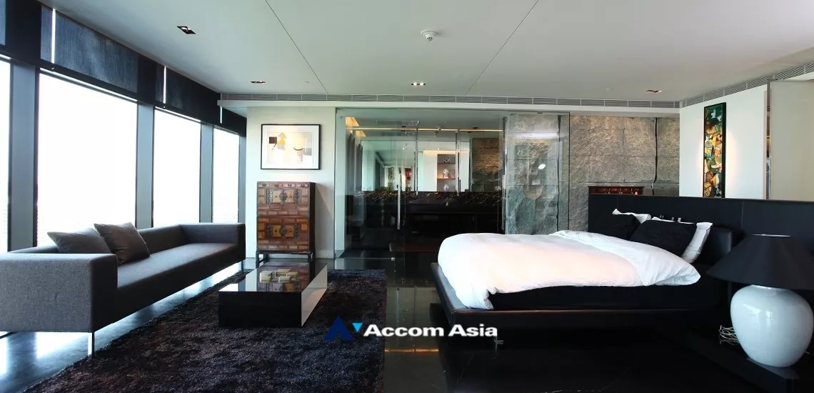 5  3 br Condominium For Sale in Ploenchit ,Bangkok BTS Ratchadamri at The St. Regis Bangkok (Residences) AA34990