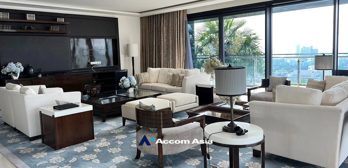  1  4 br Condominium For Sale in Ploenchit ,Bangkok BTS Ratchadamri at The St. Regis Bangkok (Residences) AA34991