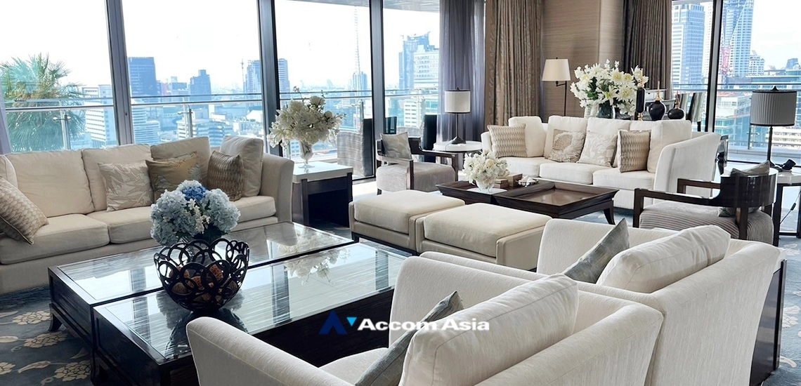  2  4 br Condominium For Sale in Ploenchit ,Bangkok BTS Ratchadamri at The St. Regis Bangkok (Residences) AA34991