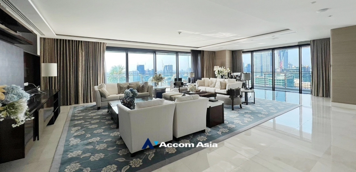 unitPenthouse |  4 Bedrooms  Condominium For Sale in Ploenchit, Bangkok  near BTS Ratchadamri (AA34991)