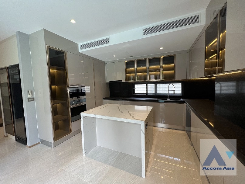 11  4 br House for rent and sale in Sathorn ,Bangkok BTS Sala Daeng - MRT Khlong Toei at Anina Villa Sathorn-Yenakart AA34992
