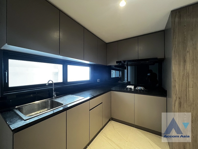 47  4 br House for rent and sale in Sathorn ,Bangkok BTS Sala Daeng - MRT Khlong Toei at Anina Villa Sathorn-Yenakart AA34992