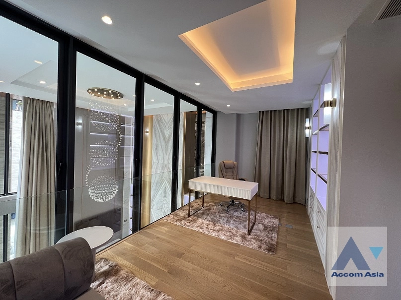 12  4 br House for rent and sale in Sathorn ,Bangkok BTS Sala Daeng - MRT Khlong Toei at Anina Villa Sathorn-Yenakart AA34992