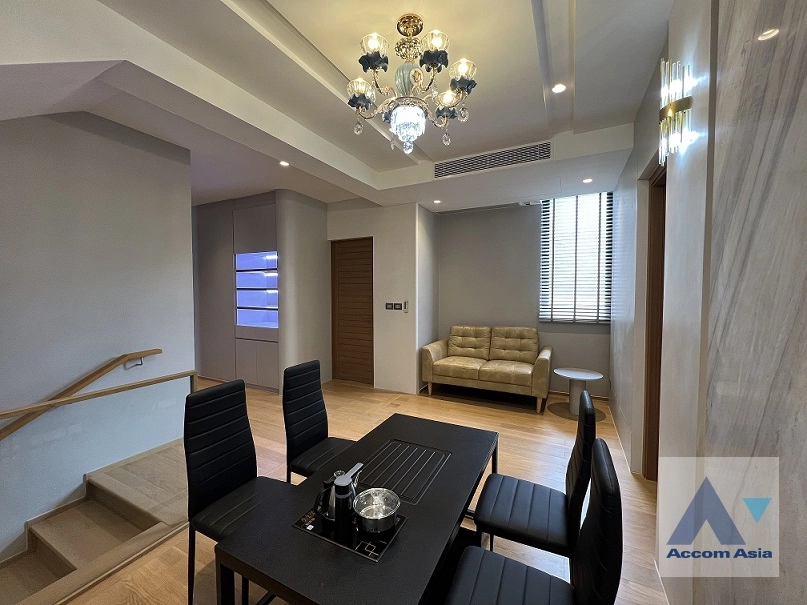 24  4 br House for rent and sale in Sathorn ,Bangkok BTS Sala Daeng - MRT Khlong Toei at Anina Villa Sathorn-Yenakart AA34992